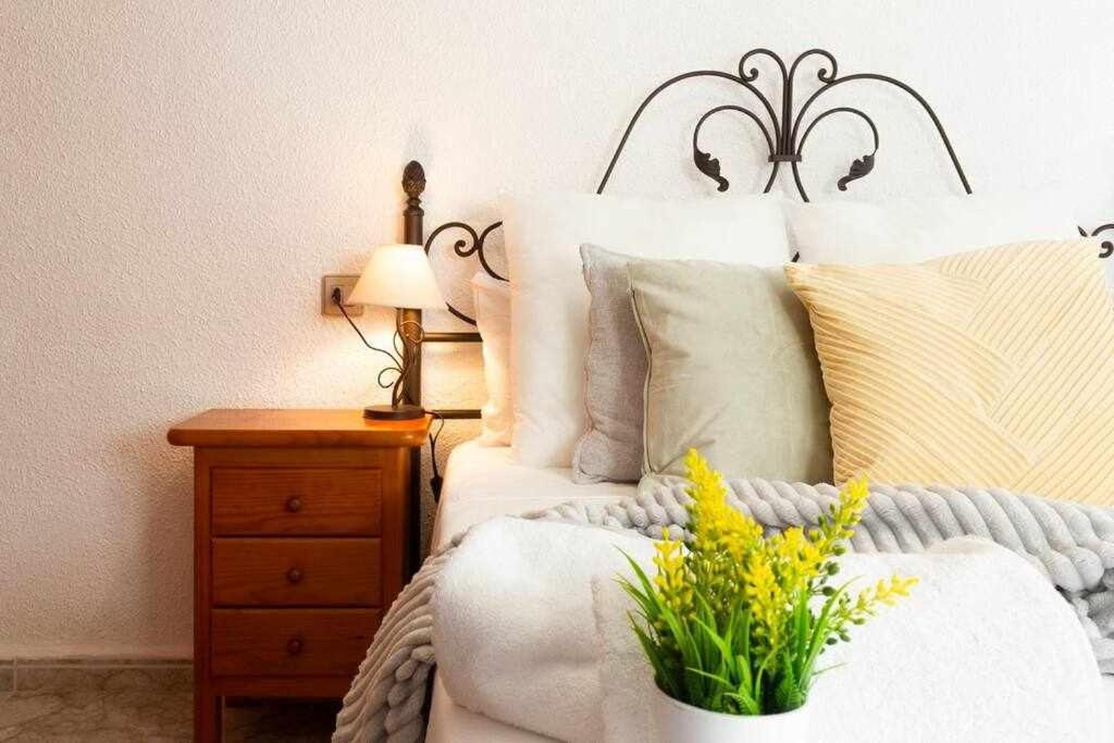 Atico Pink Seafront Apartment La Mata  Ngoại thất bức ảnh